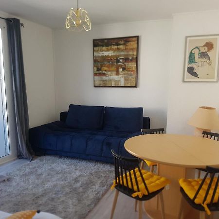 Logement Entier - Appartement T4 Hypercentre Dans Une Rue Calme - Stationnement Gratuit Tarbes Esterno foto